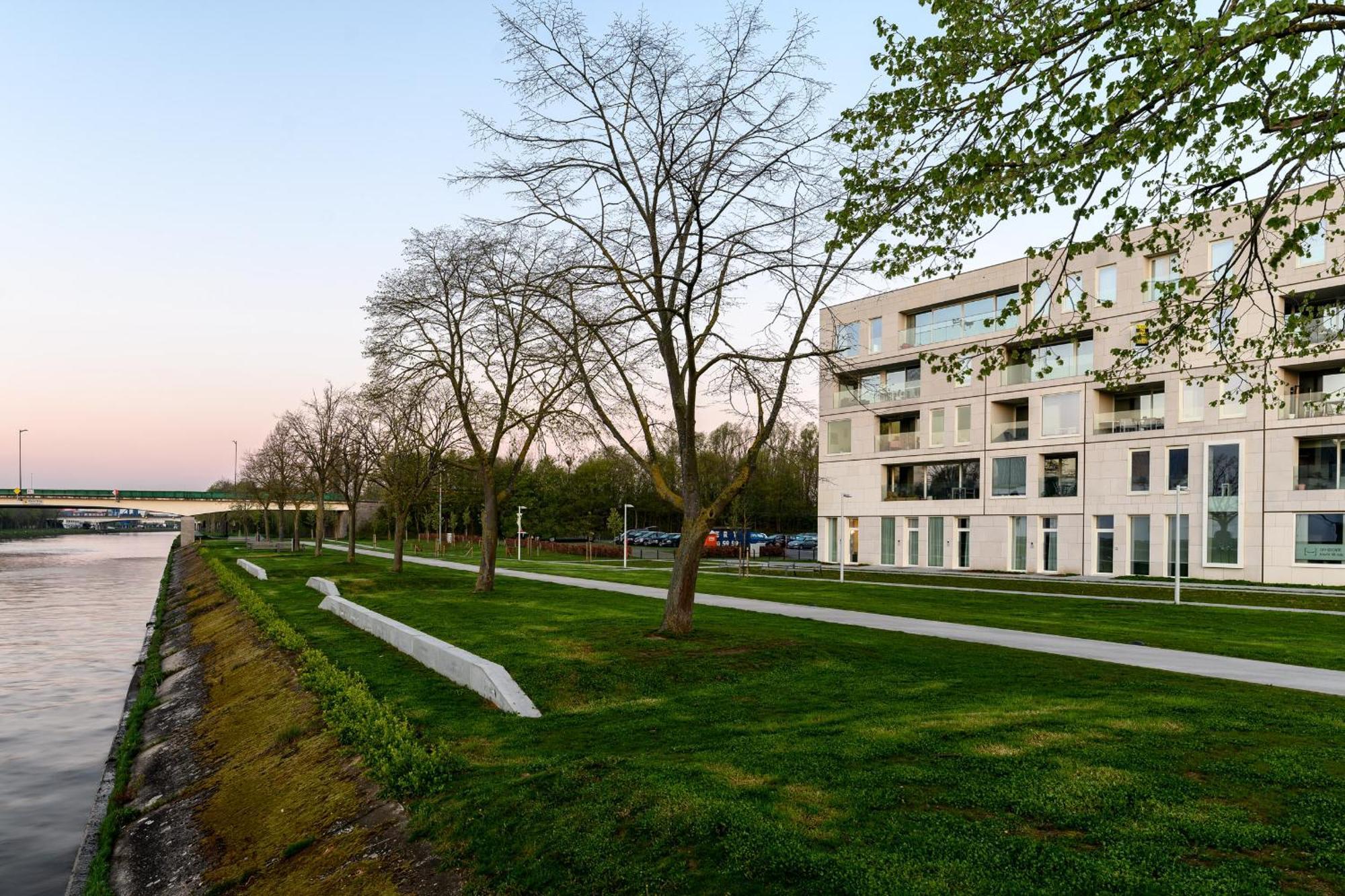 Leopold Hotel Oudenaarde Luaran gambar